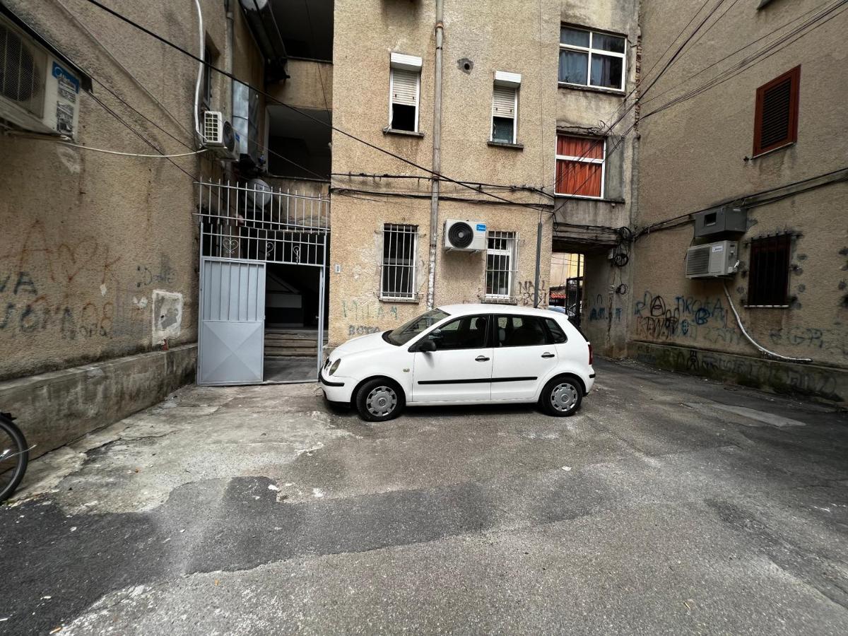 Boulevard Apartment Tiranë Ngoại thất bức ảnh