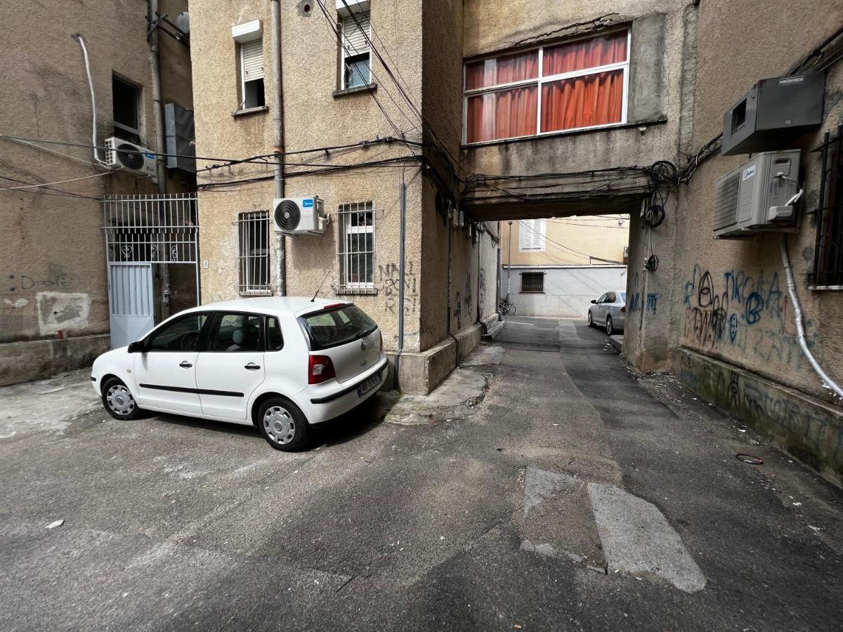 Boulevard Apartment Tiranë Ngoại thất bức ảnh